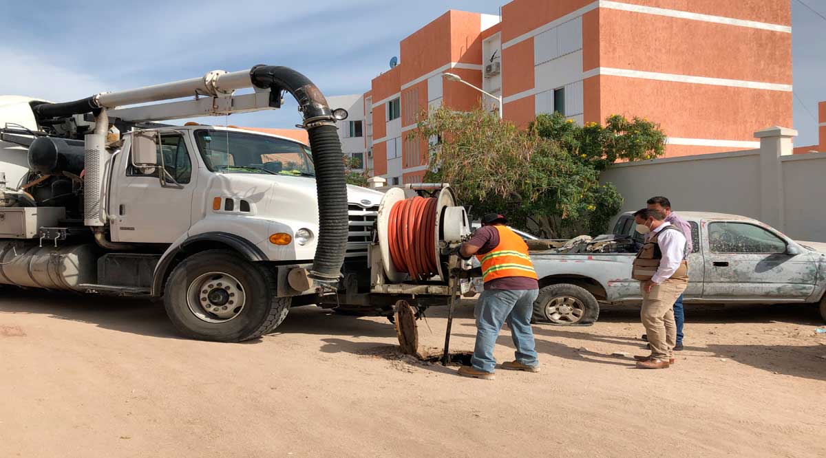 Atienden más de 7 derrames de aguas negras al día en CSL