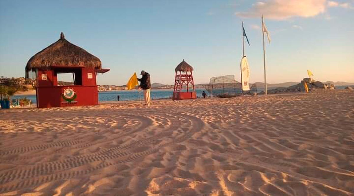 Capacitan a salvavidas de Zofemat de Los Cabos en primeros auxilios Capacitan a salvavidas de Zofemat de Los Cabos en primeros auxilios