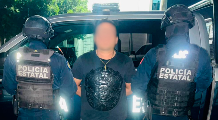 Detienen a sujeto con 13 envoltorios de plástico con cocaína en La Paz