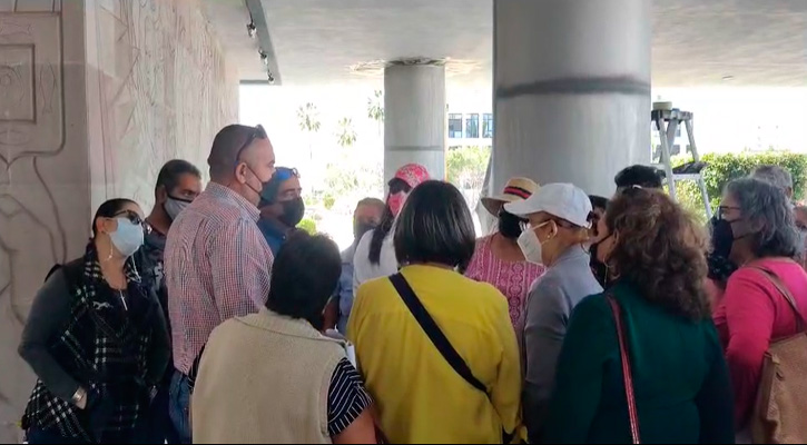 No presupuestó el gobierno de BCS recursos para nuevos jubilados de educación No presupuestó el gobierno de BCS recursos para nuevos jubilados de educación