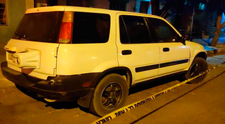 Detienen a una persona buscada por robo en BC y localizan vehículo robado