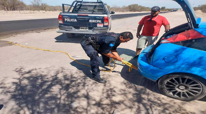 Se auxiliaron a más de 300 vacacionistas por diversas averías y vehículos atascados en La Paz en Semana Santa