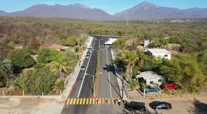 Entregó el Alcalde de Los Cabos obras de pavimentación en El Ranchito