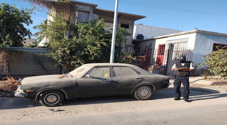 Se han infraccionado a 62 propietarios de vehículos en condición de abandono en Los Cabos en este año