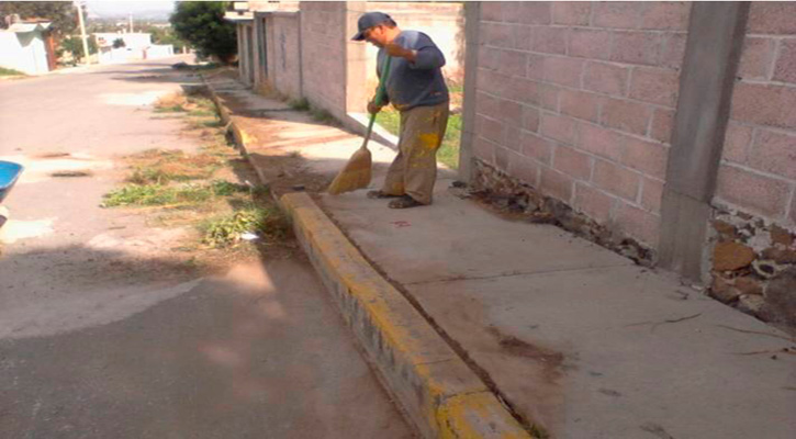 Invita gobierno de BCS a limpiar el frente de las casas