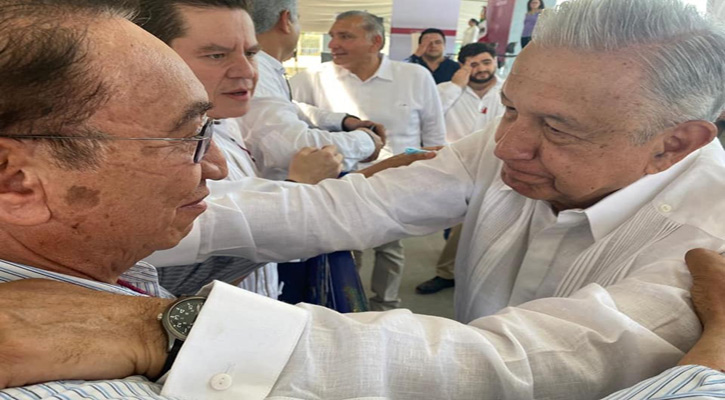 Revuelo en redes por la renuncia ‘formal’ de Isaías González al PRI