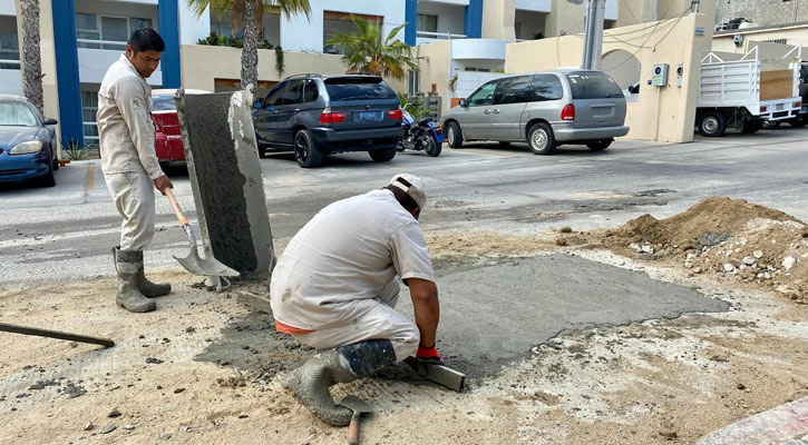 Llevan casi 500 baches rehabilitados con el programa Bacheo Tras Fuga en Los Cabos