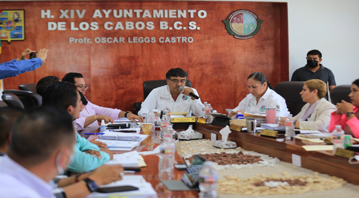 “Se trabaja para garantizar el libre acceso a las playas de Los Cabos”: Alcalde