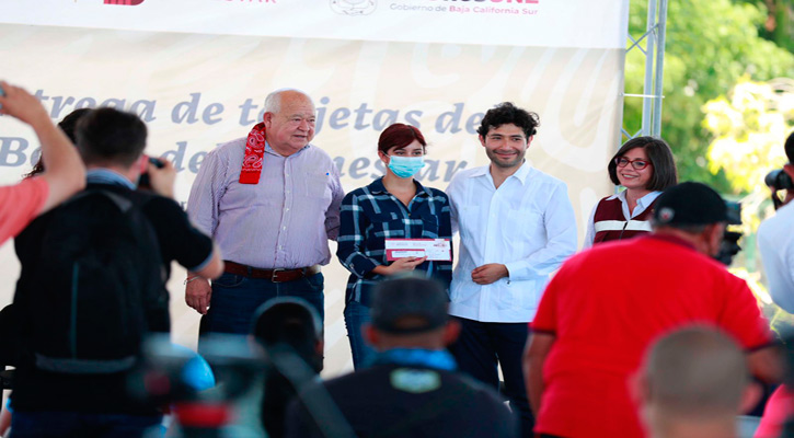 Entregaron tarjetas Jóvenes Construyendo el Futuro en BCS