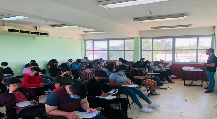 Participaron más de 10 mil estudiantes en examen de selección a bachillerato en BCS