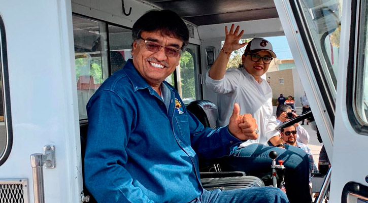 Donó gobierno de Los Cabos camión a Cuerpo de Bomberos de Comondú Donó gobierno de Los Cabos camión a Cuerpo de Bomberos de Comondú