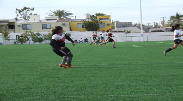 Se rehabilitará el campo de futbol Maracaná en La Paz