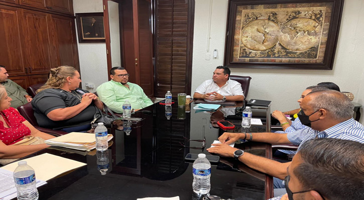 Otorgará gobierno de Los Cabos 29 bases sindicales a trabajadores con más de 20 años de labores