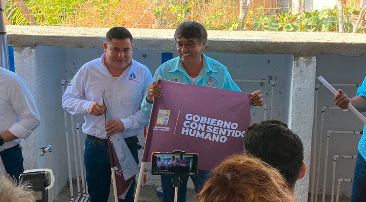 Construyen nichos e instalan 50 medidores en la colonia Real Unidad en CSL Construyen nichos e instalan 50 medidores en la colonia Real Unidad en CSL
