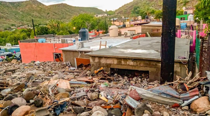 Reubicarían a habitantes del barrio Canadá en Santa Rosalía; fueron los más afectados con la tromba Reubicarían a habitantes del barrio Canadá en Santa Rosalía; fueron los más afectados con la tromba