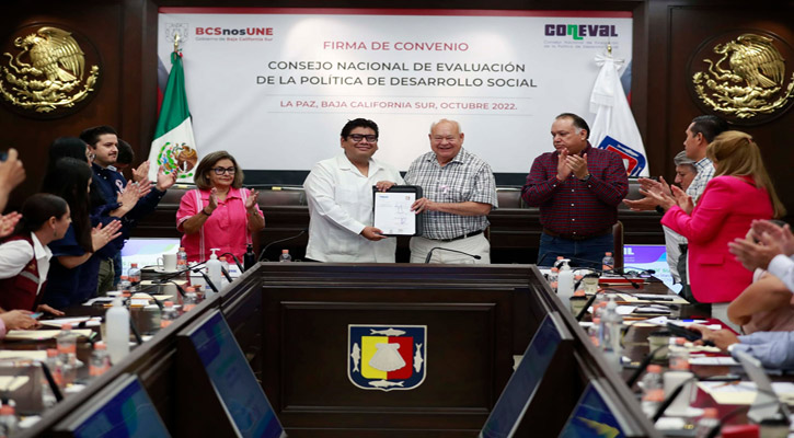 Destaca BCS con el menor índice de pobreza en el país