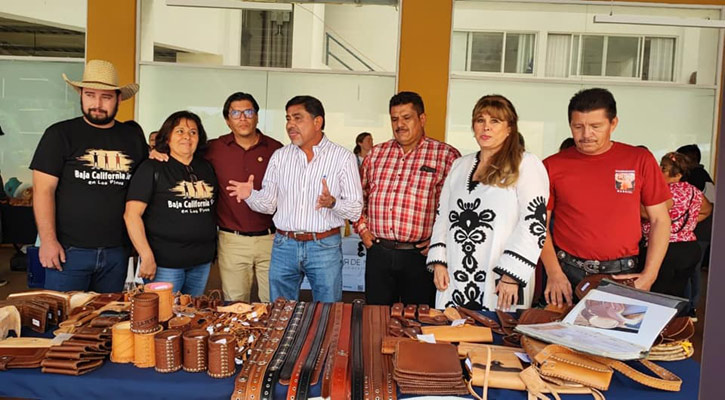 Se presentan en Los Pinos muestras culturales de BCS Se presentan en Los Pinos muestras culturales de BCS