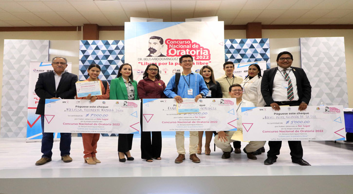 Representará estudiante de la UABCS al Estado en certamen nacional de oratoria