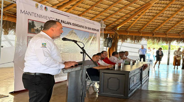 Recuperan y rehabilitan la palapa del Oomsapas ubicada en San Bernabé Recuperan y rehabilitan la palapa del Oomsapas ubicada en San Bernabé