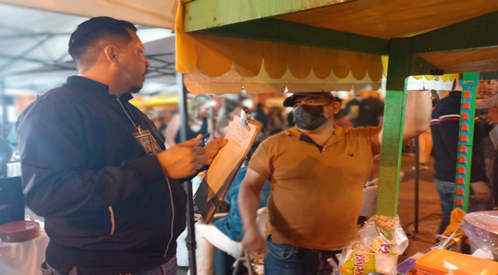 Verifican que comerciantes del Centro Histórico de SJC cuenten con sus permisos