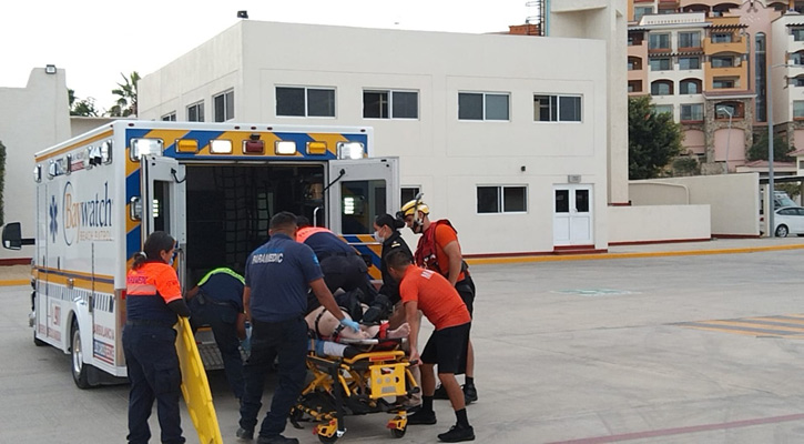 Realizan evacuación médica de una embarcación menor de una mujer en estado inconsciente en CSL