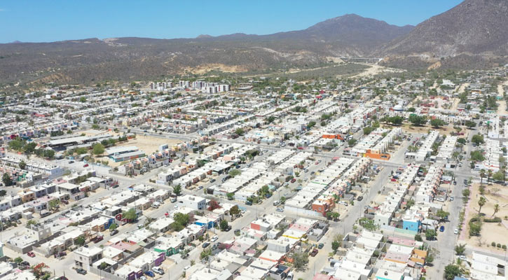 Existe un rezago de 30 mil viviendas en Los Cabos: Alcalde