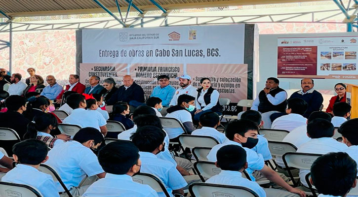 Entregan aulas didácticas en secundaria Constituyentes y primaria Francisco Romero en CSL