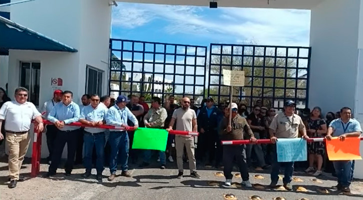 Protestan trabajadores del Cibnor porque no les pagaron bono de Semana Santa