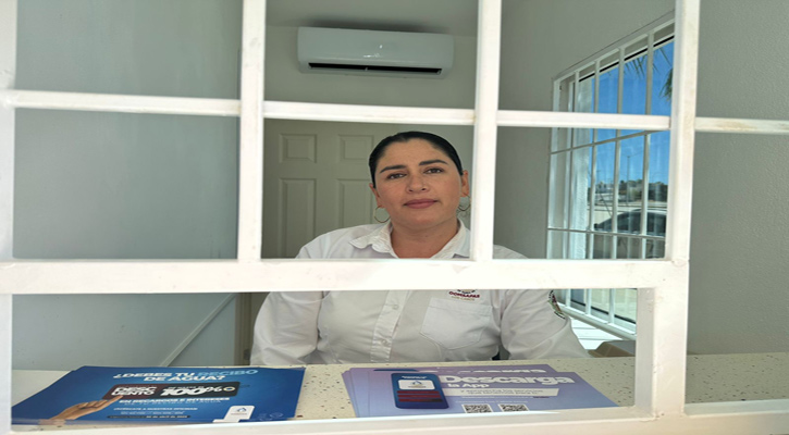 Opera oficina del Oomsapas en la colonia Los Cangrejos en CSL