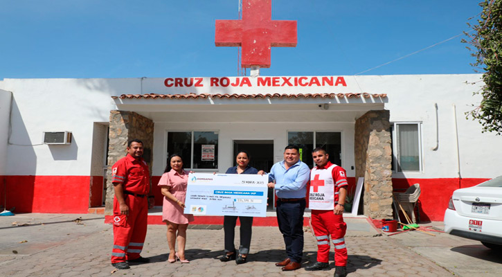 Entregó el Oomsapas de Los Cabos más de 135 mil pesos a la Cruz Roja y los Bomberos