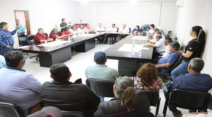 Compromete el Gobernador 1.5 mdp para rehabilitar equipo de la planta lechera de Ejidos Unidos en Constitución