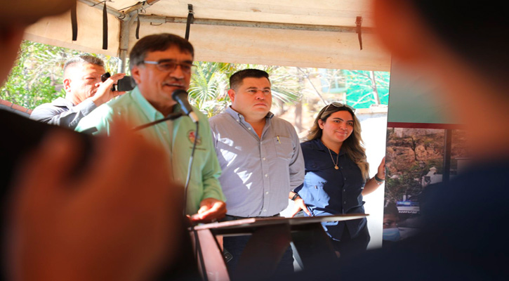 Plantean ciudadanos de Santa Catarina al Oomsapas de Los Cabos interconectarse a la red de alcantarillado