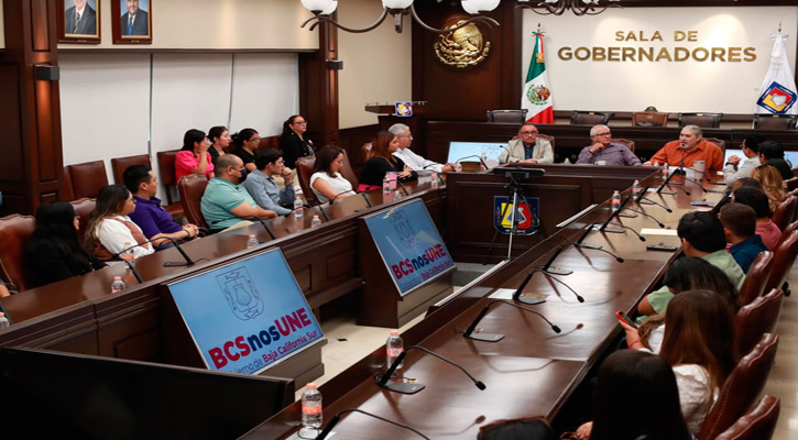 Mayor vinculación del gobierno de BCS con universitarios: Omar Castro Mayor vinculación del gobierno de BCS con universitarios: Omar Castro