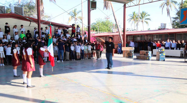 Anuncia Alcalde de Los Cabos más de 400 espacios de preparatoria en CSL