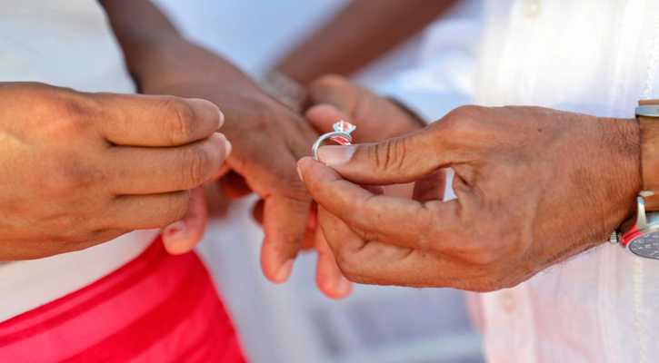 Más de 100 parejas participarán en la celebración de matrimonios colectivos en Los Cabos Más de 100 parejas participarán en la celebración de matrimonios colectivos en Los Cabos