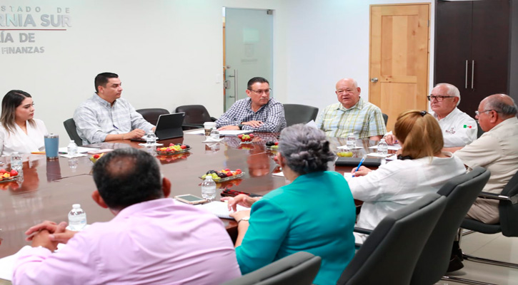 “Fortalece la libertad de expresión en medios la democracia en BCS": Víctor Castro “Fortalece la libertad de expresión en medios la democracia en BCS": Víctor Castro