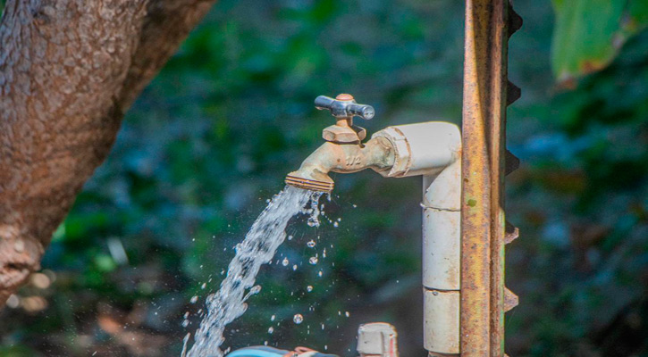 Tiene la mayoría de gente en La Paz agua suficiente, pero debe racionarla, asegura titular de Oomsapas Tiene la mayoría de gente en La Paz agua suficiente, pero debe racionarla, asegura titular de Oomsapas