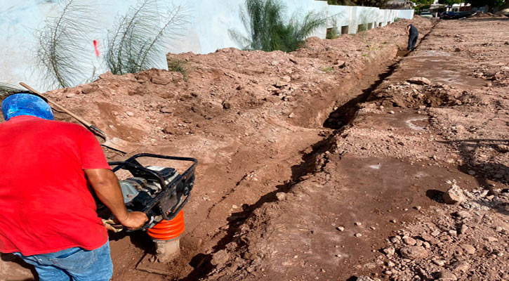 Inició la pavimentación de 9 proyectos viales en BCS