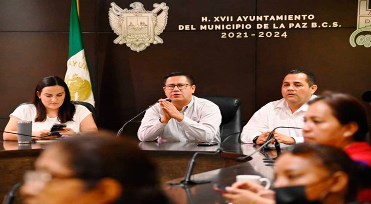 Ofrecen a grupos vulnerables diversos programas para su inserción laboral en La Paz