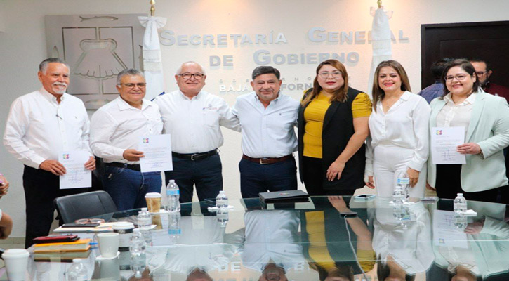 Entregó Homero Davis nombramientos en INVI, Protección Civil y Subsecretaría de Seguridad Pública Entregó Homero Davis nombramientos en INVI, Protección Civil y Subsecretaría de Seguridad Pública