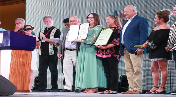 “Honremos a nuestra tierra trabajando por ello con entrega y fraternidad”: Víctor Castro