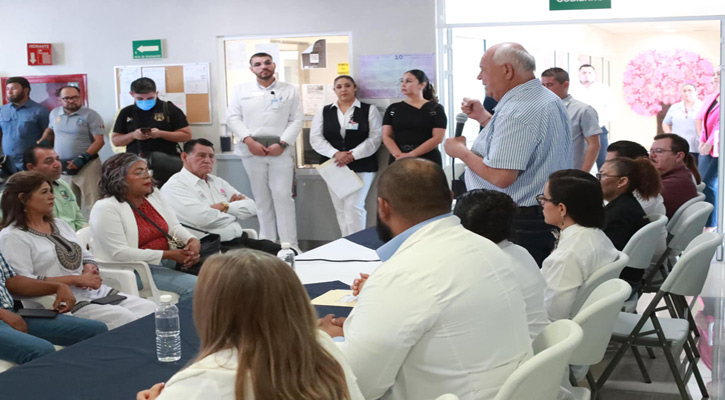 Entregó Víctor Castro obras de rehabilitación en el Hospital General de Constitución