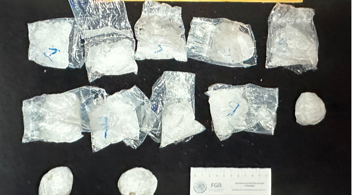 Sentenciado a 4 años de prisión por posesión de un kilo 577 gramos de metanfetamina en La Paz Sentenciado a 4 años de prisión por posesión de un kilo 577 gramos de metanfetamina en La Paz