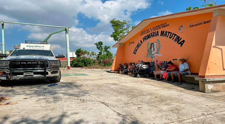 Sigue reforzando atención de damnificados en Guerrero la brigada de salud de BCS