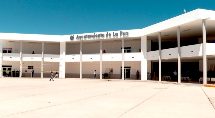 Entregará el Ayuntamiento de La Paz bono navideño a empleados de confianza por única ocasión