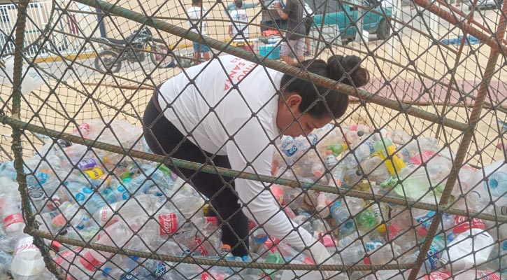 Recolectaron 25 kilos de plástico en la playa El Corsario en CSL