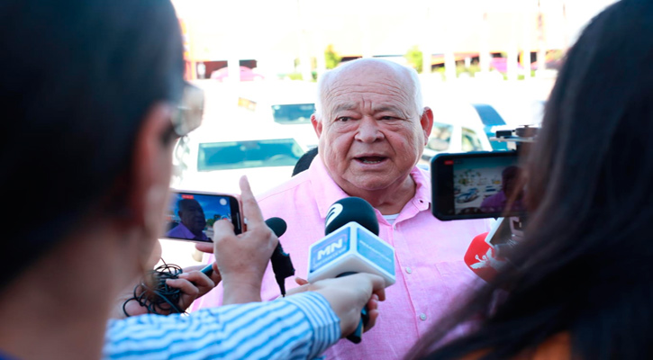 Convoca el Gobernador a diálogo abierto con empresarios