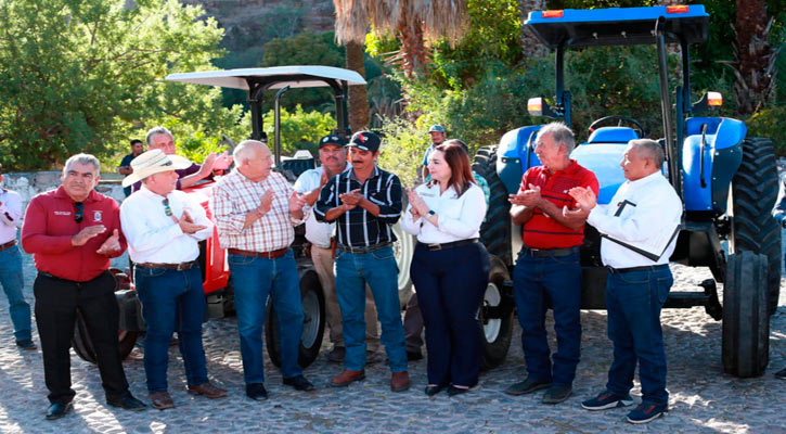 Entregó gobierno de BCS apoyos a productores de Loreto