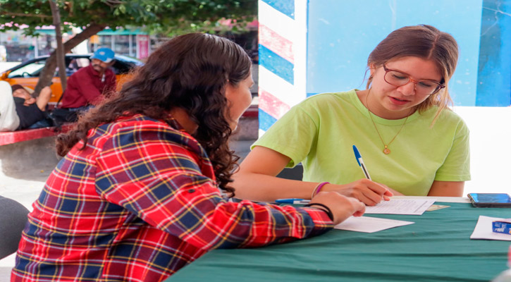 Ofrecerán más de 250 plazas vacantes en jornada “La Chamba Nos Une” en La Pasión en La Paz