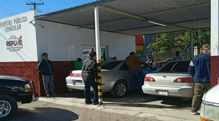 Es posible otra prórroga para regularizar autos ‘chocolate’, considera Finanzas